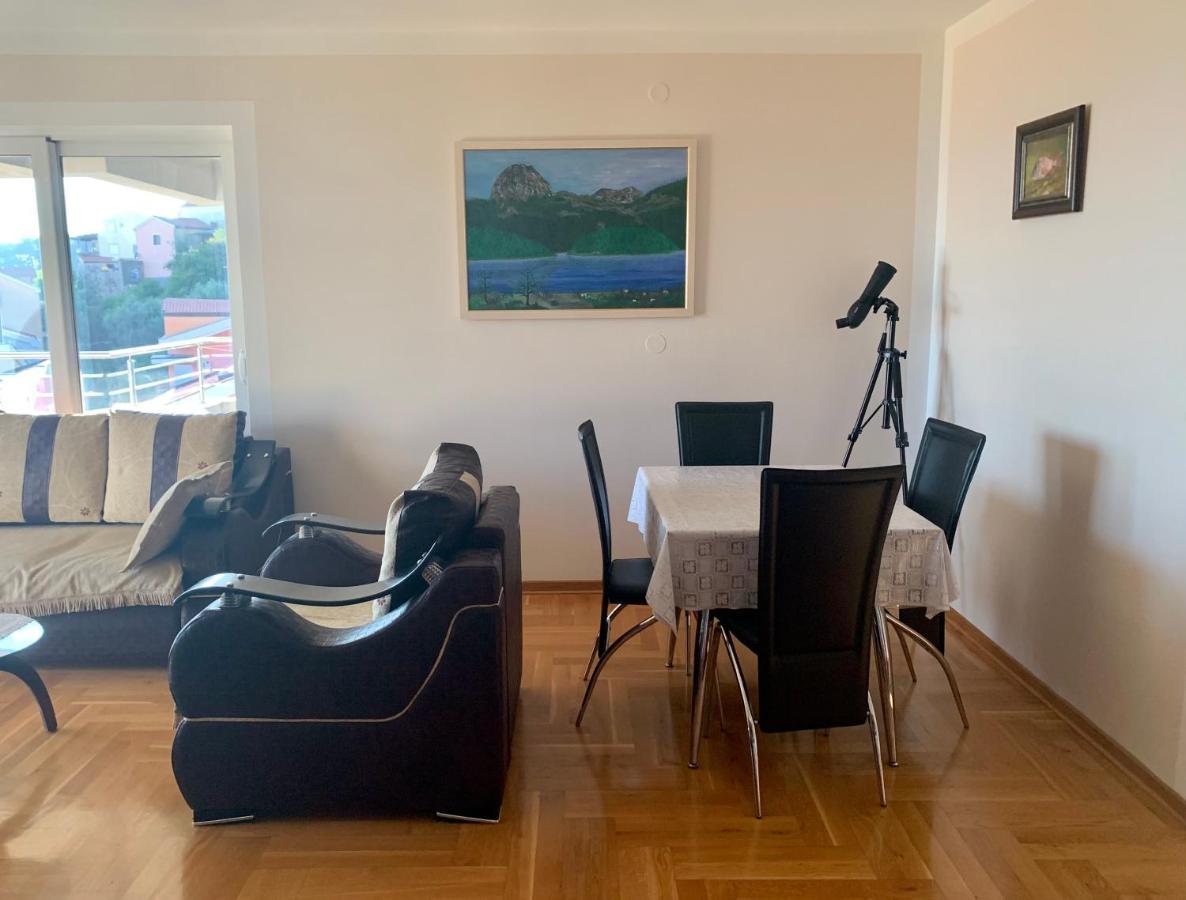 Blue Sky Apartment Petrovac Екстер'єр фото