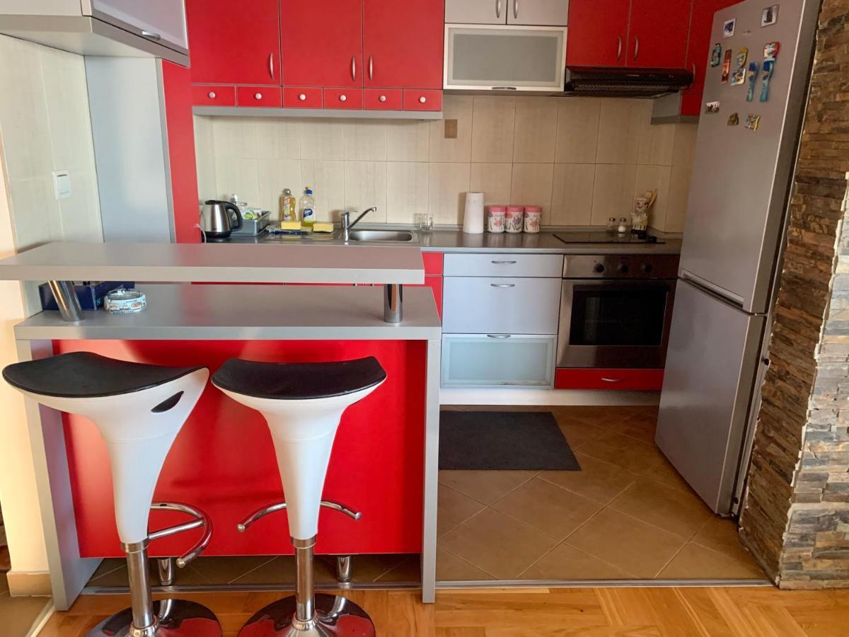 Blue Sky Apartment Petrovac Екстер'єр фото