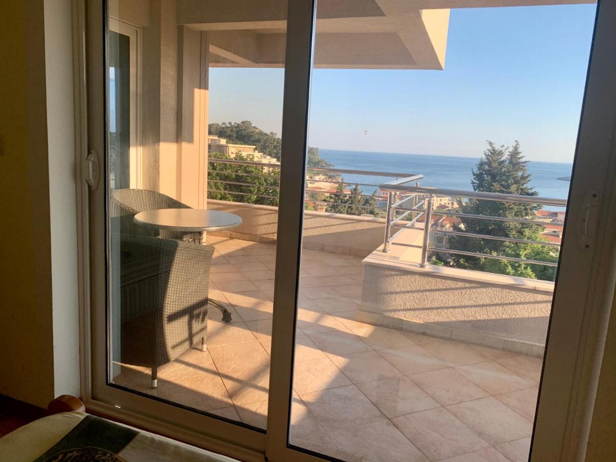 Blue Sky Apartment Petrovac Екстер'єр фото