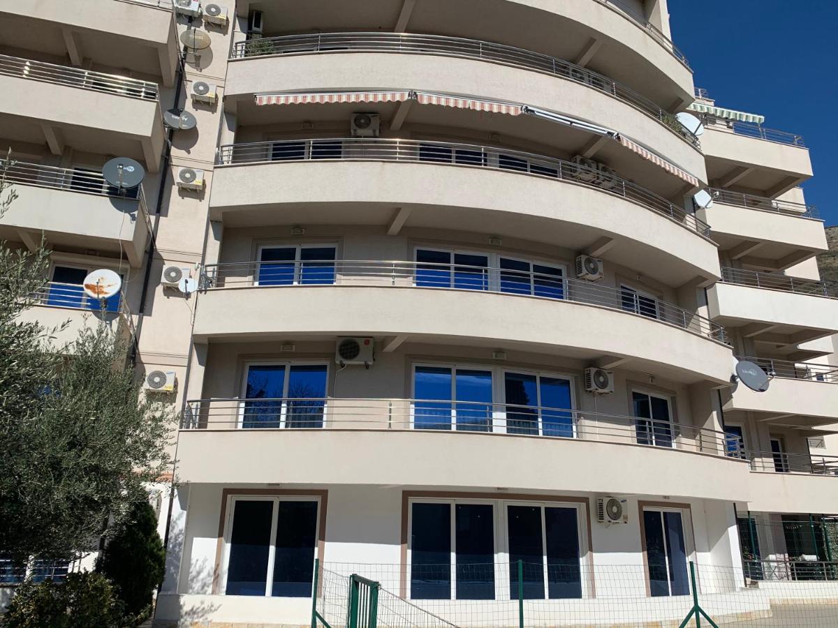Blue Sky Apartment Petrovac Екстер'єр фото