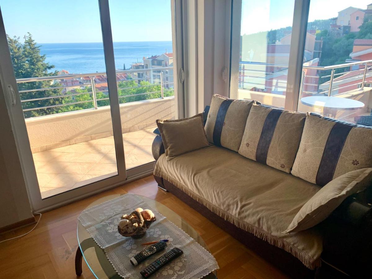Blue Sky Apartment Petrovac Екстер'єр фото