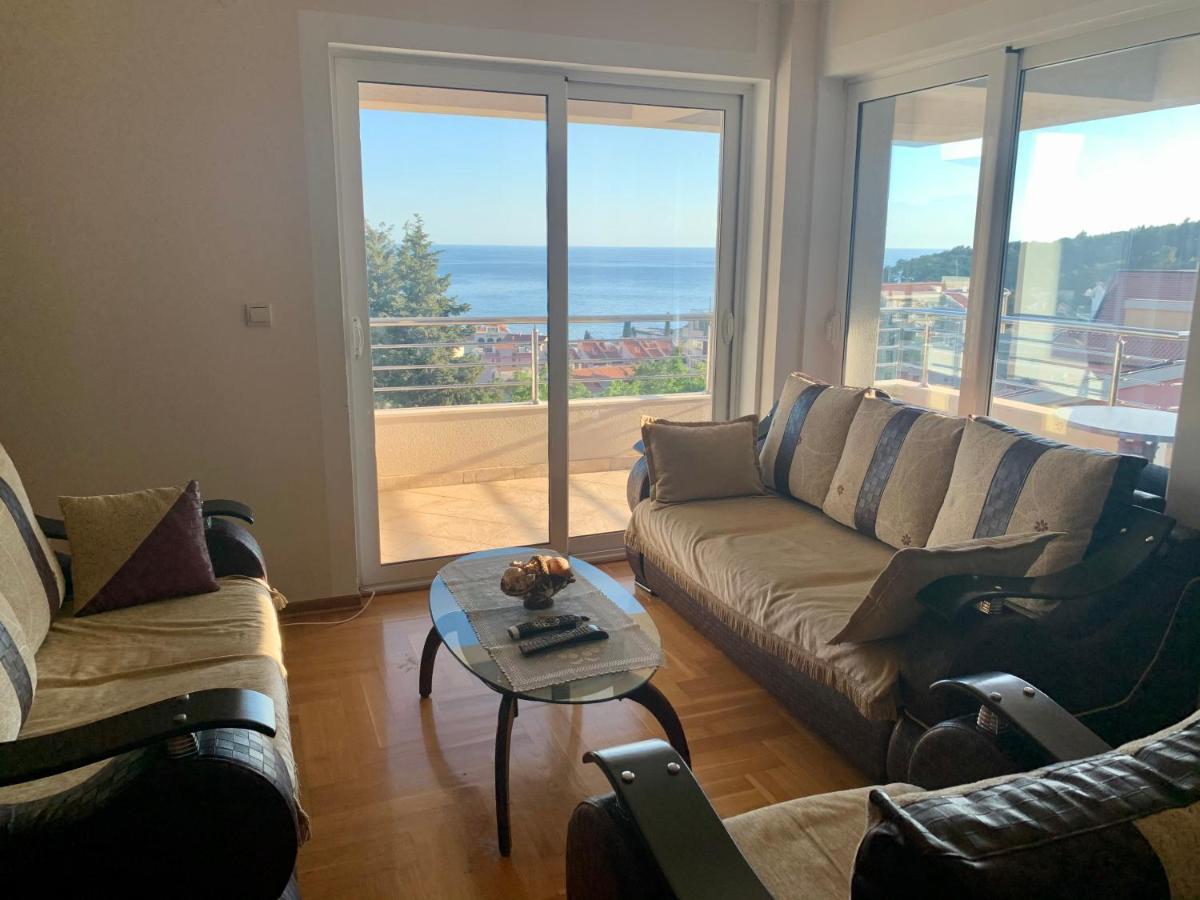 Blue Sky Apartment Petrovac Екстер'єр фото