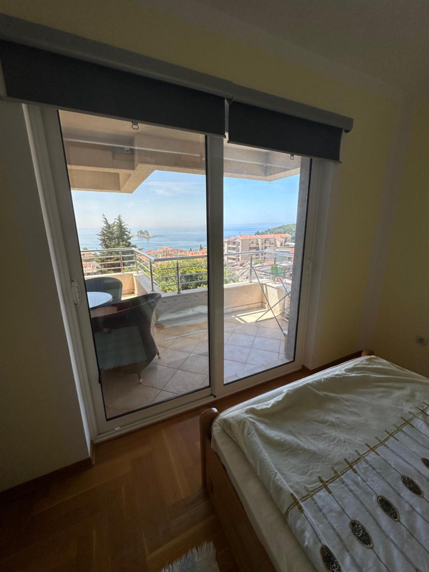 Blue Sky Apartment Petrovac Екстер'єр фото